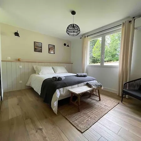 Domaine De 6 Hectares Avec 2 Etangs Que Pour Vous Feriehus *