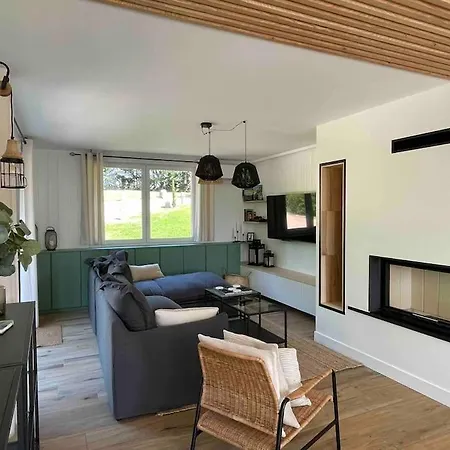 Domaine De 6 Hectares Avec 2 Etangs Que Pour Vous *